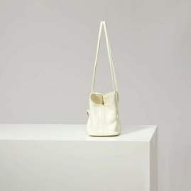 Picture of Prada Handbags _SKUfw217038704fw